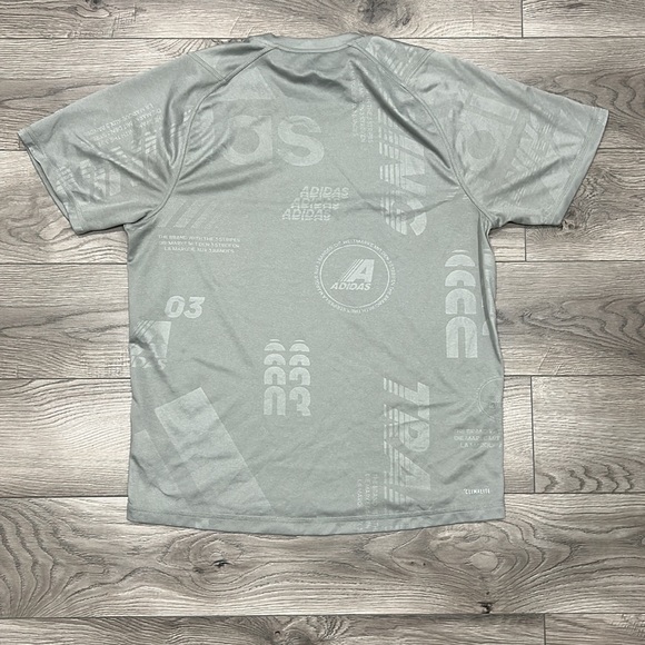 Adidas grey free lift tshirt men’s medium - Picture 2 of 3